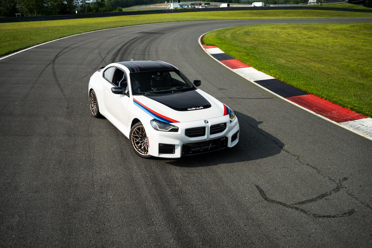 P90621259_highRes_the-2026-bmw-m2-turb
